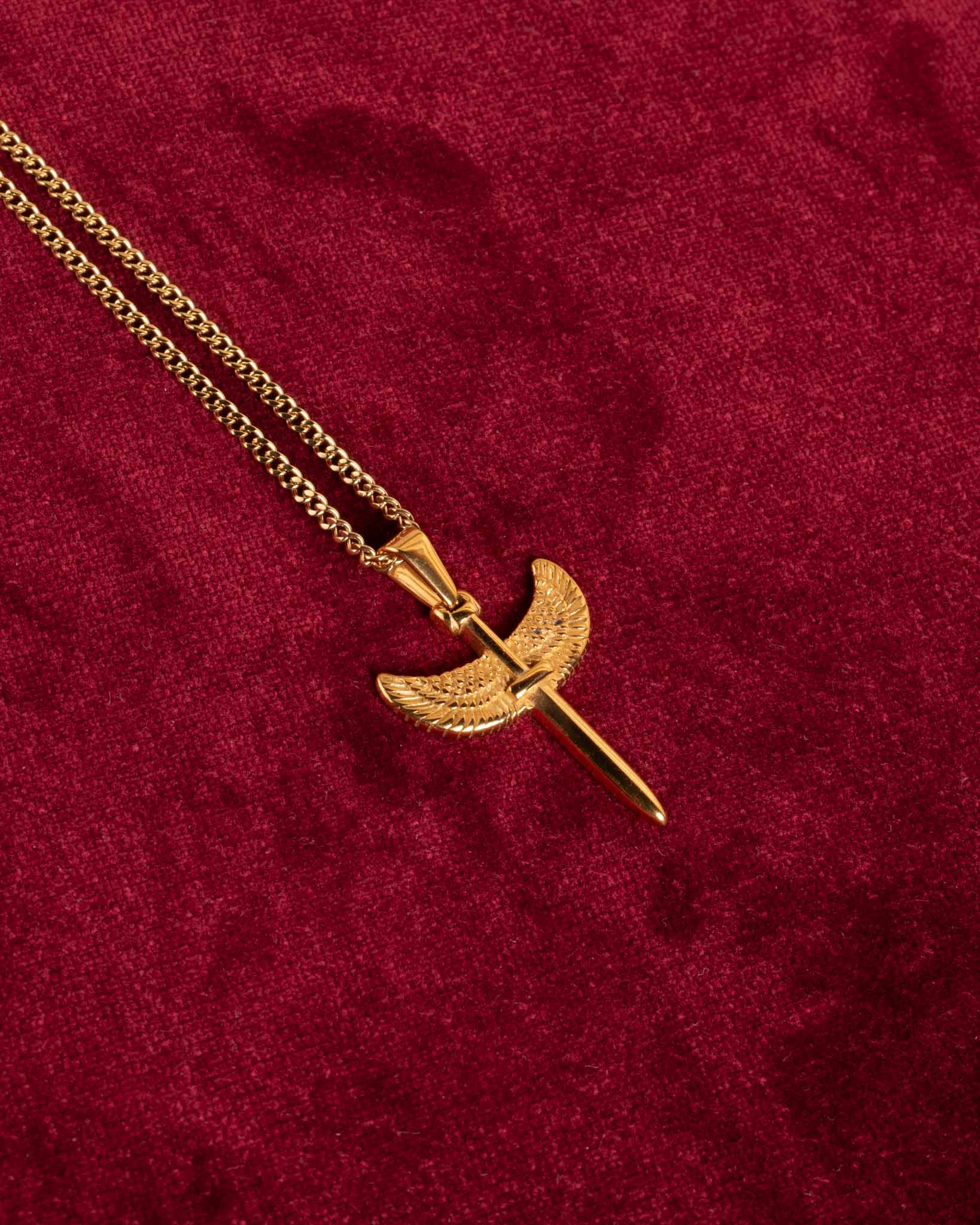 Halsband med svärdhänge